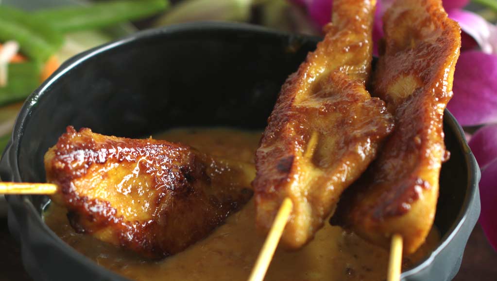 SATAY SPIESSE MIT ERDNUSSSAUCE